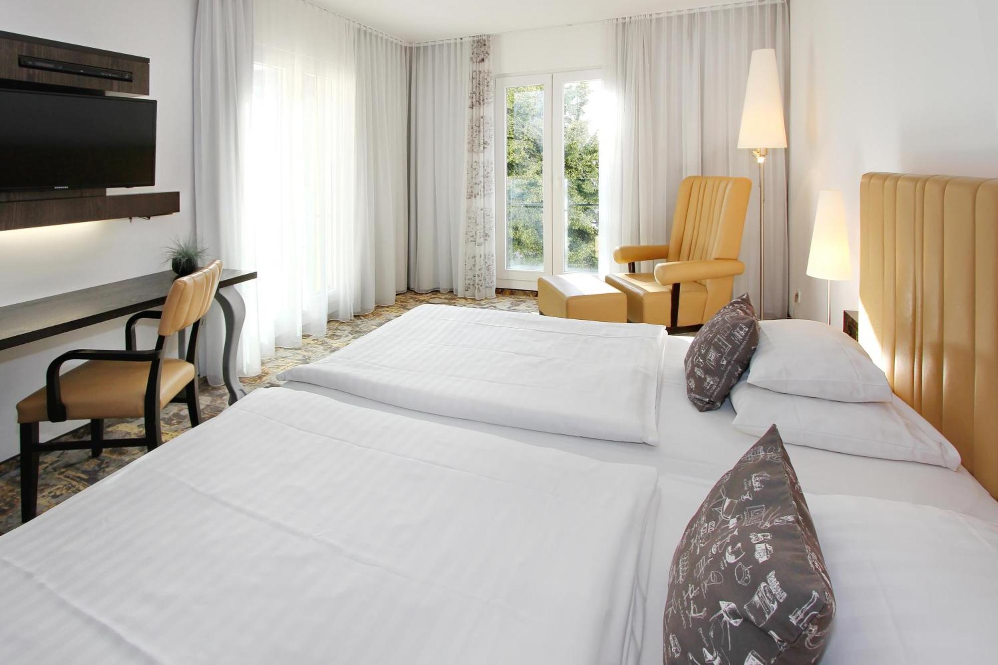 Hotel Arcotel Camino 4*